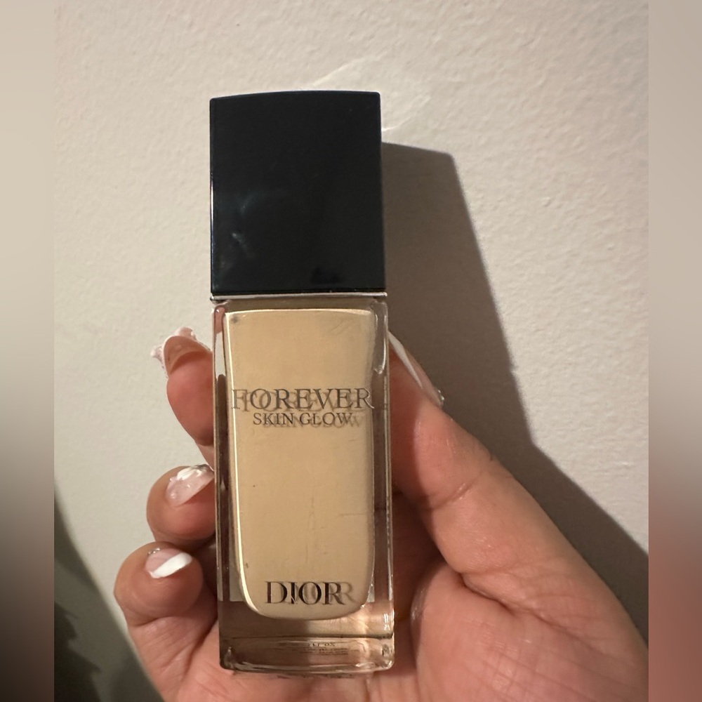 Dior Forever Skin Glow Foundation - 0N